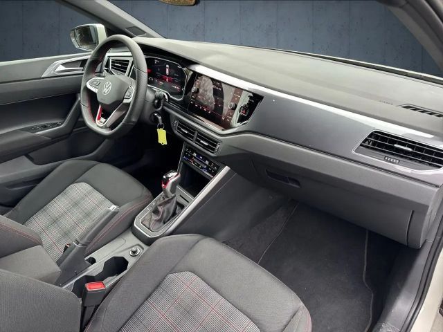 Volkswagen Polo 2.0 TSI DSG GTI