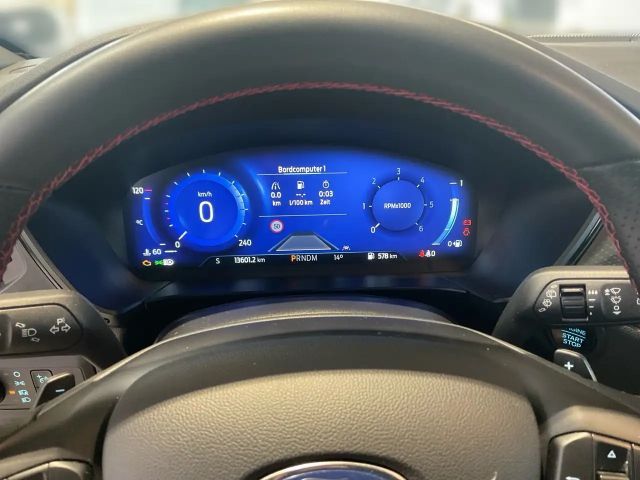 Ford Kuga ST Line X