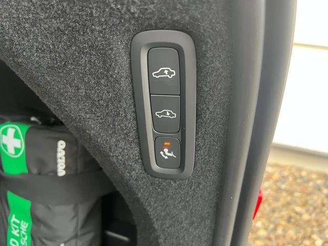 Volvo XC90 AWD Recharge T8 Ultimate