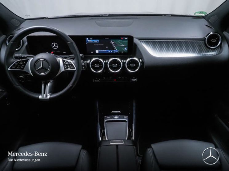 Mercedes-Benz GLA 180 Progressive