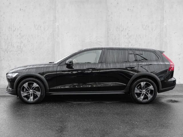 Volvo V60 Cross Country AWD Plus