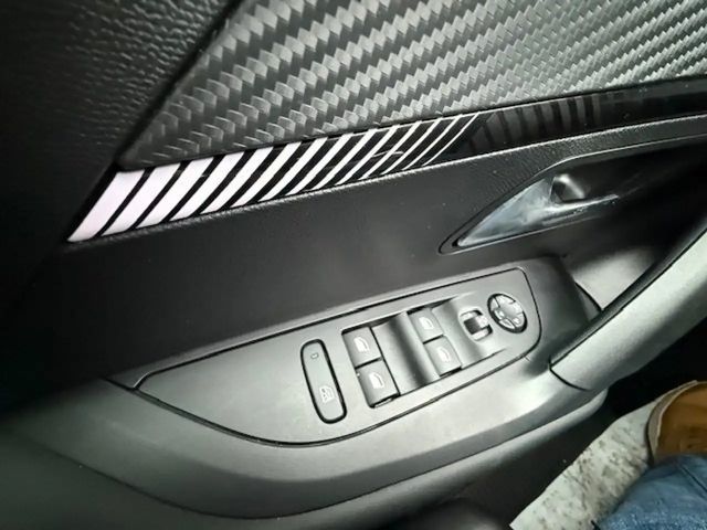 Peugeot 2008 Allure Pack