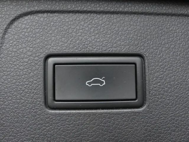 Volkswagen Passat 2.0 TSI R-Line Variant