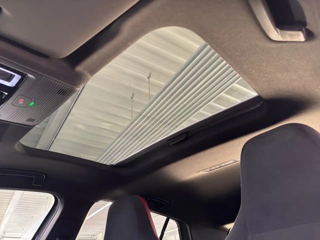 Volkswagen Golf DSG GTI