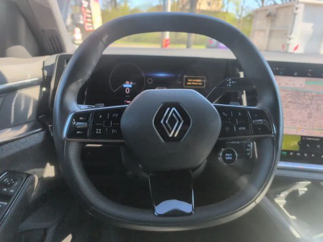 Renault Espace E-Tech Hybrid Techno