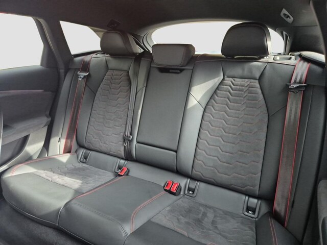 Audi A6 e-tron Avant Quattro