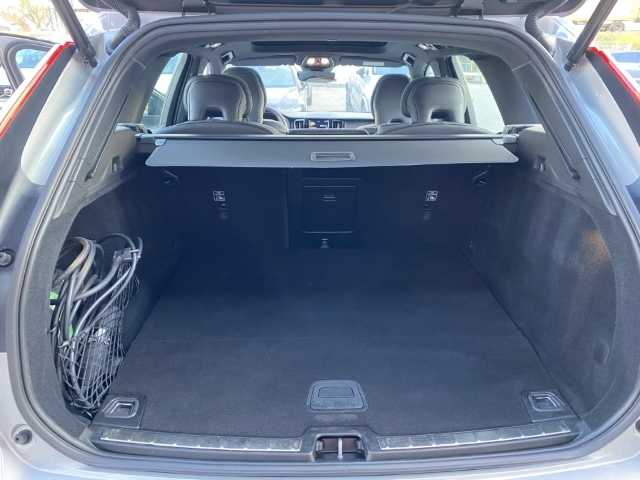 Volvo XC60 AWD Dark Plus Recharge T6