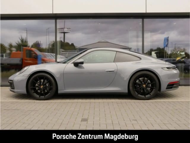 Porsche 992 Carrera Coupé