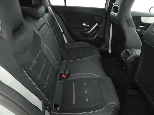 Mercedes-Benz A 180 AMG Line Hatchback