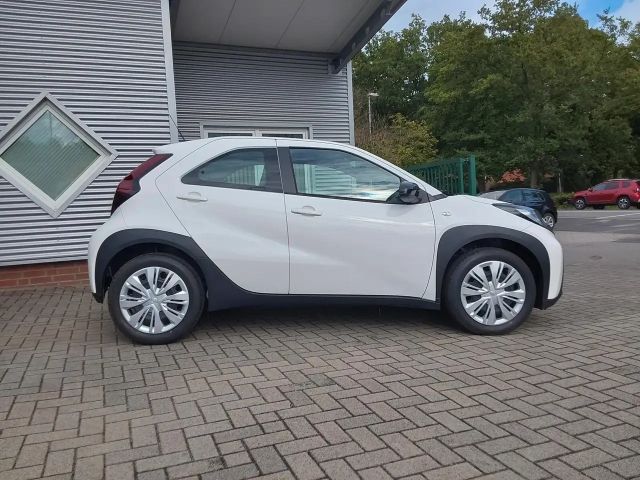 Toyota Aygo X Business Hatchback
