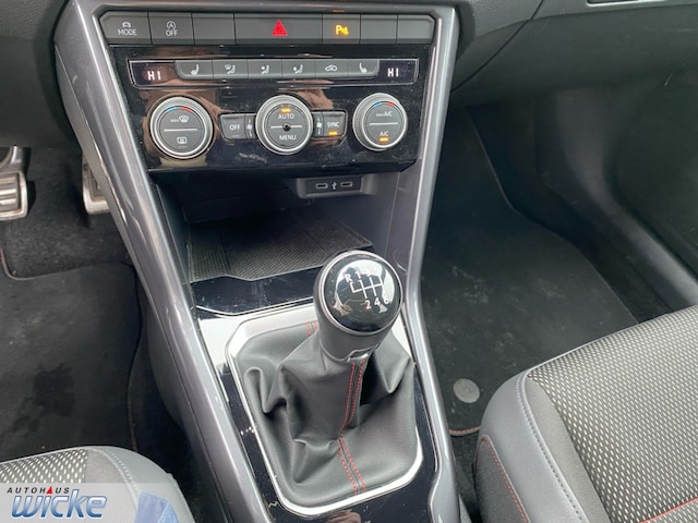 Volkswagen T-Roc 1.5 TSI Sport