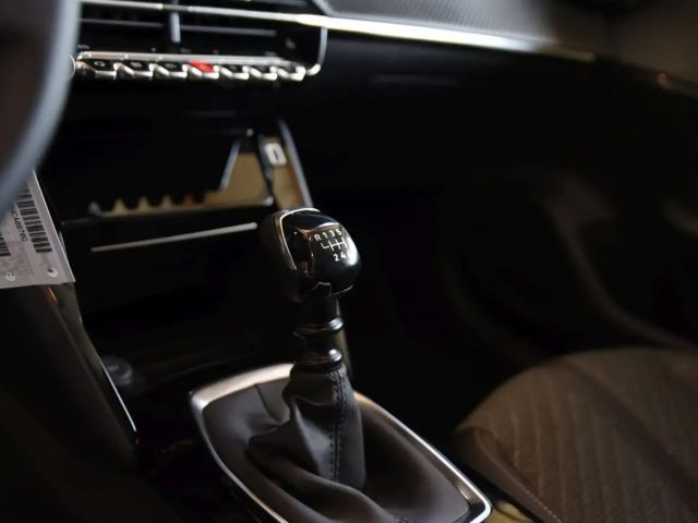 Peugeot 208 Allure Pack