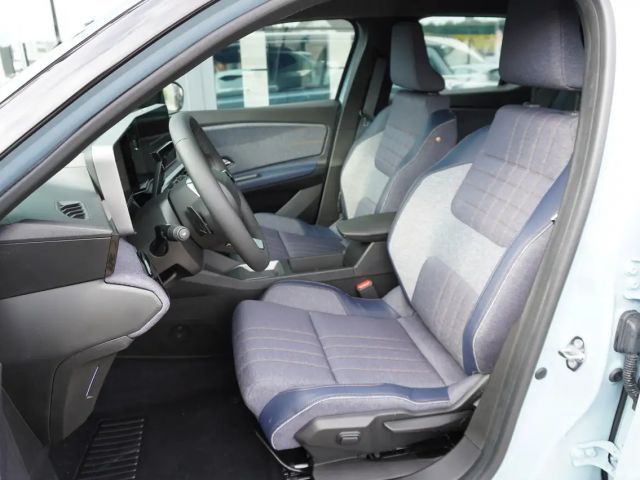 Renault 4 Comfort E-Tech Techno