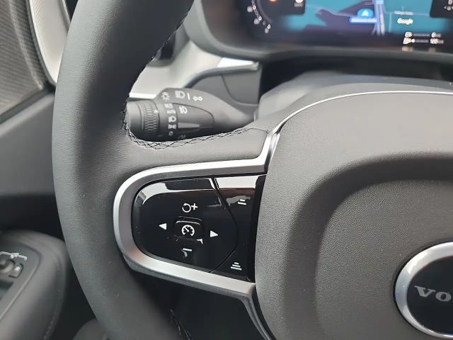 Volvo XC60 AWD Plus T6