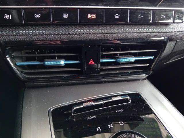 MG MG5 Luxury Standard range