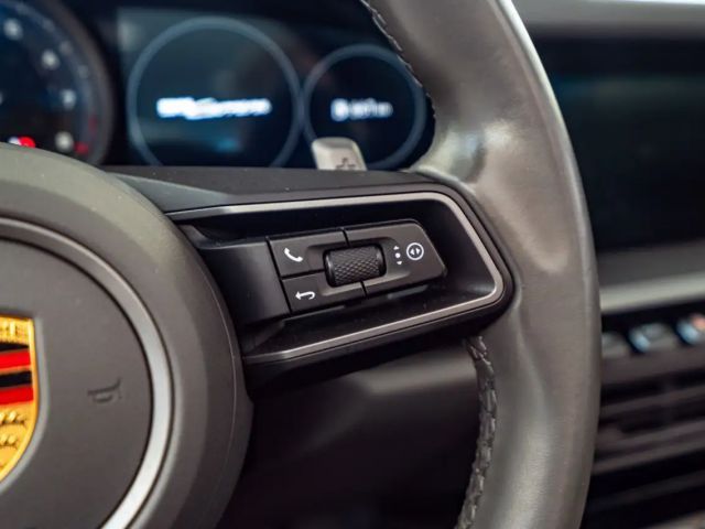 Porsche 992 Cabrio Carrera