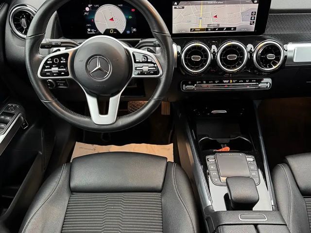 Mercedes-Benz GLB 220 GLB 220 d