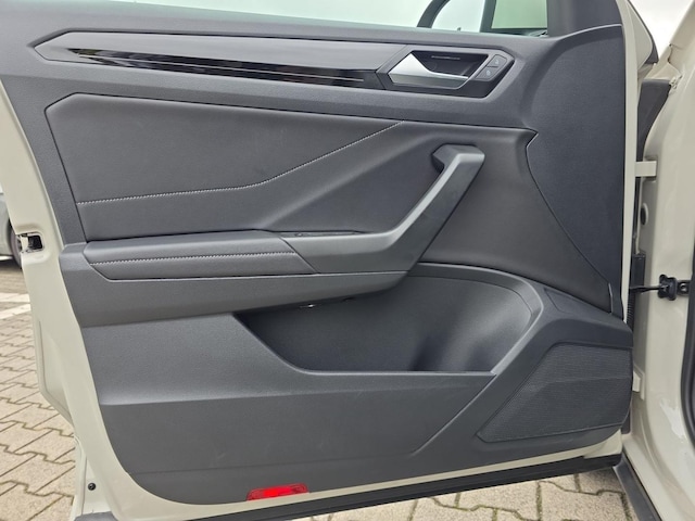 Volkswagen T-Roc 1.5 TSI R-Line