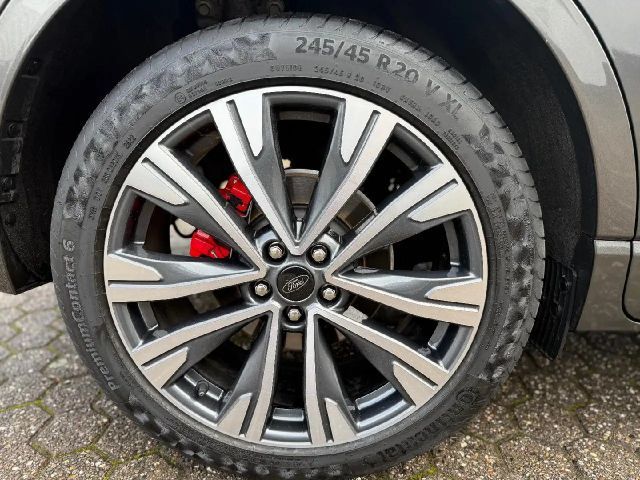 Ford Kuga Plug in Hybrid ST Line X