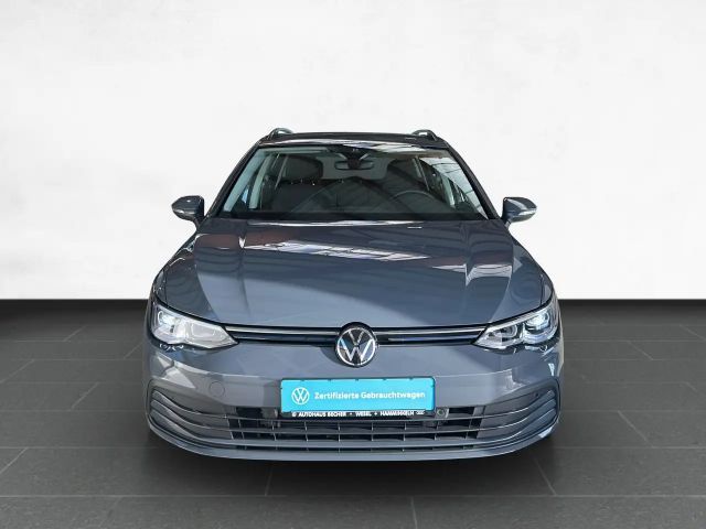 Volkswagen Golf 1.5 eTSI DSG Life Variant