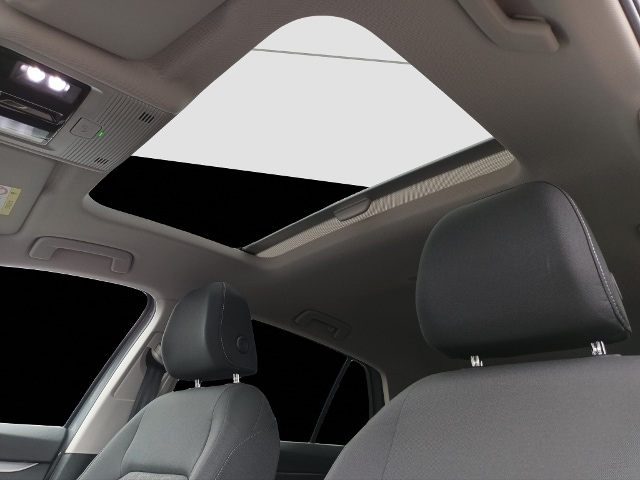 Volkswagen Golf 1.5 TSI Golf VIII