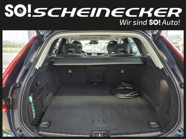 Volvo XC60 AWD Dark Plus T6