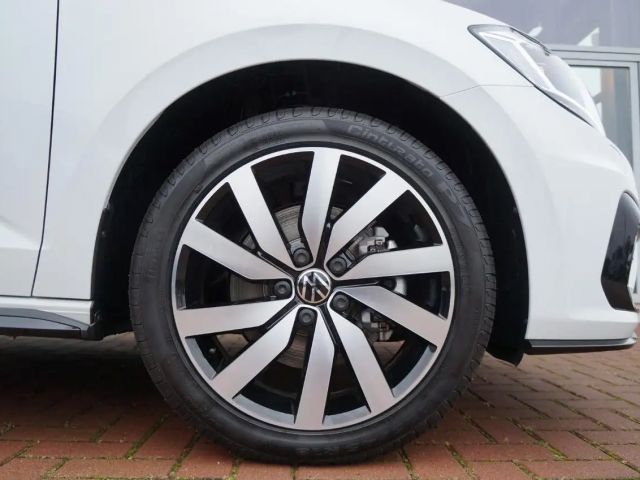 Volkswagen Touran 1.5 TSI DSG R-Line