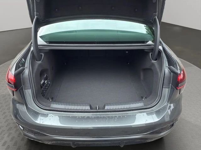 Audi A6 Quattro S-Tronic Sedan