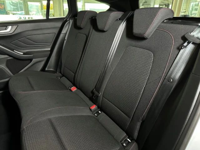 Ford Focus ST Line Wagon