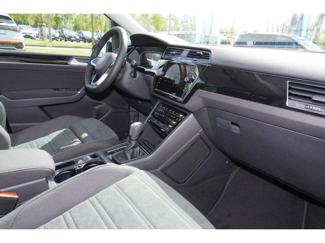 Volkswagen Touran DSG Highline