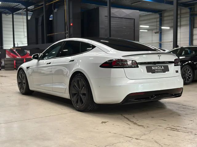 Tesla Model S Plaid