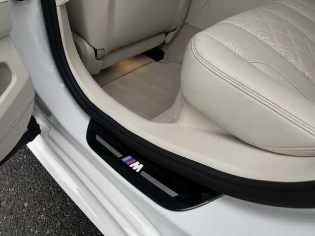 BMW M8 Competition Coupé Gran Coupé