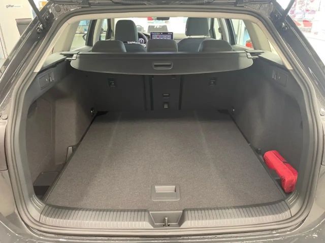 Volkswagen Golf 1.5 TSI Golf VIII Variant