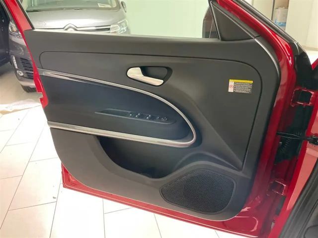 Fiat 600e (RED) LED, PDC, Apple CarPlay