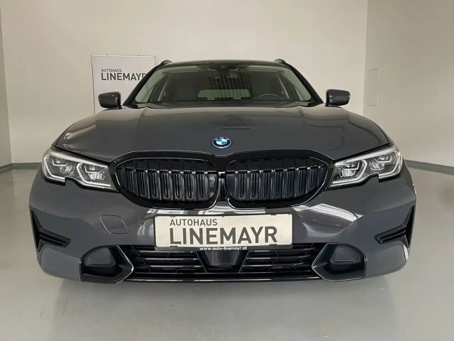 BMW 320 320e Sport Line Touring