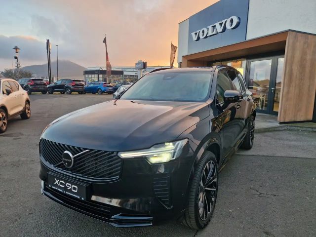 Volvo XC90 AWD Dark Plus Recharge