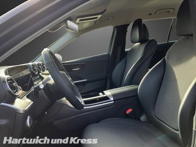 Mercedes-Benz C 200 AVANTGARDE Estate