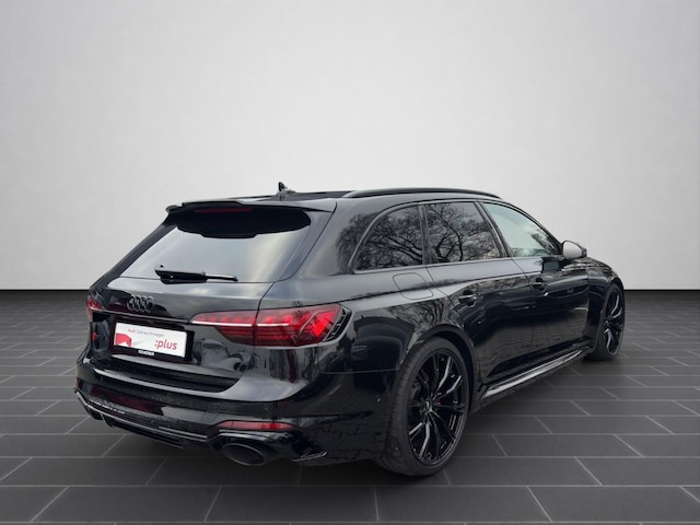 Audi RS4 Avant Quattro
