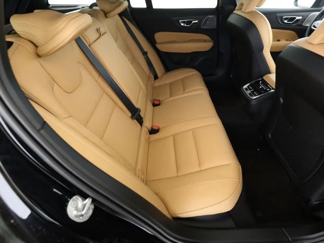 Volvo V60 Dark Ultra