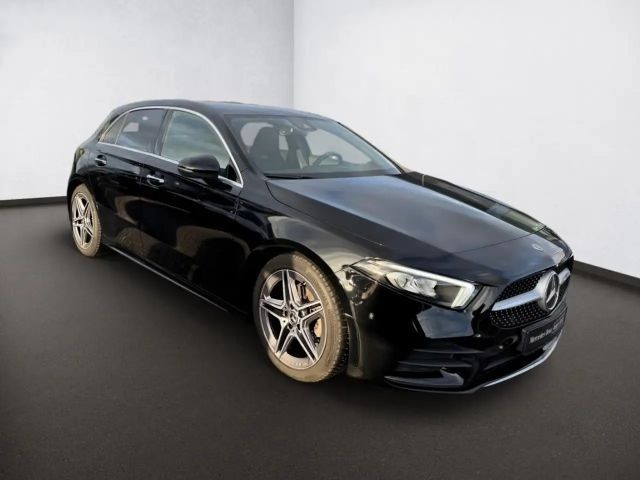 Mercedes-Benz A 160 AMG Line Hatchback