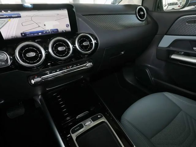 Mercedes-Benz B 200 TOTWINKEL+DISTRONIC+KAMERA+MBUX+LED+17"