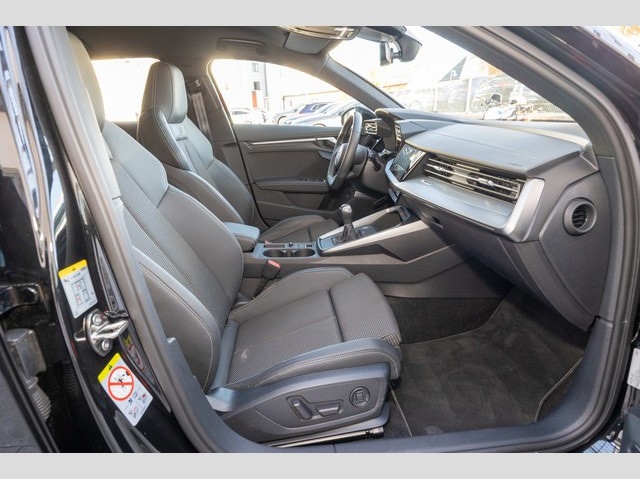 Audi A3 35 TFSI S-Line Sportback