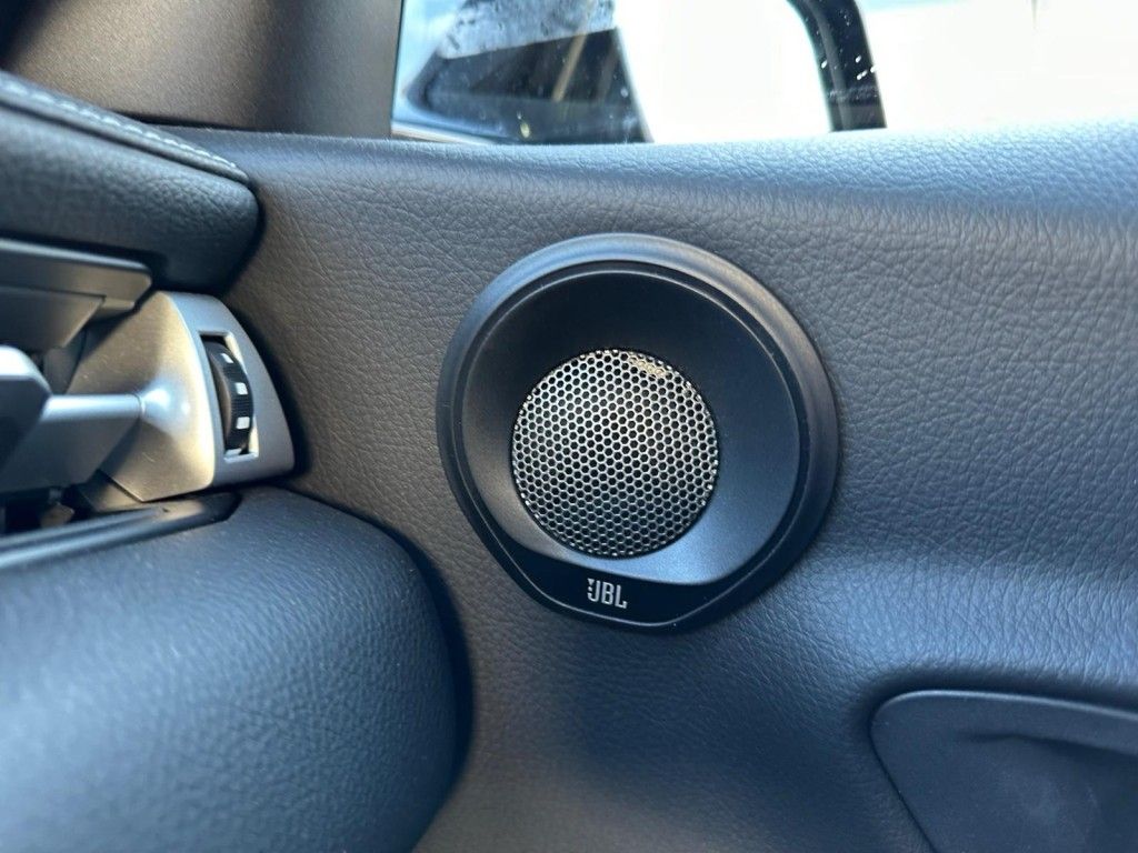 Toyota Supra Plus Premium Paket