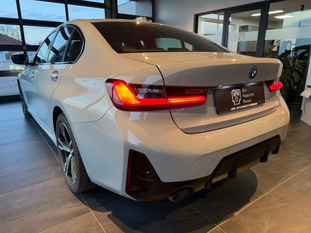 BMW 320 320e M-Sport Sedan