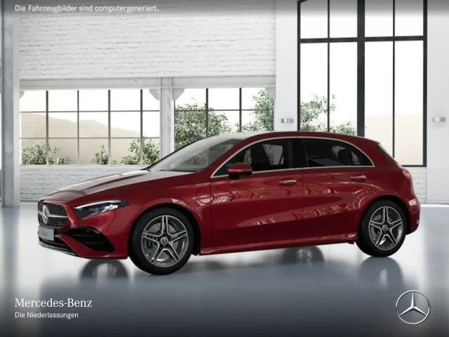 Mercedes-Benz A 220 4MATIC AMG Line