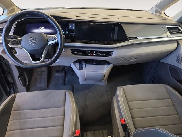 Volkswagen Multivan 2.0 TSI DSG Lang Life T7