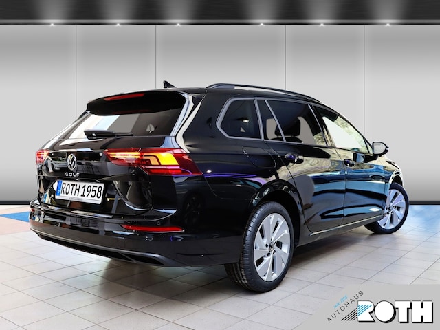 Volkswagen Golf Life Variant