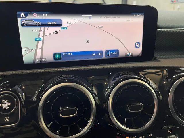 Mercedes-Benz A 200 Hatchback