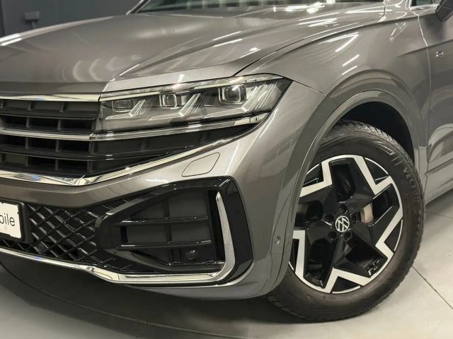 Volkswagen Touareg 4Motion R-Line