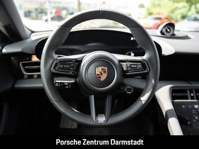 Porsche Taycan BOSE Luftfederung Panorama InnoDrive LED